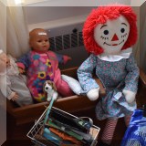 Y04. Oversized Raggedy Ann and other dolls. 